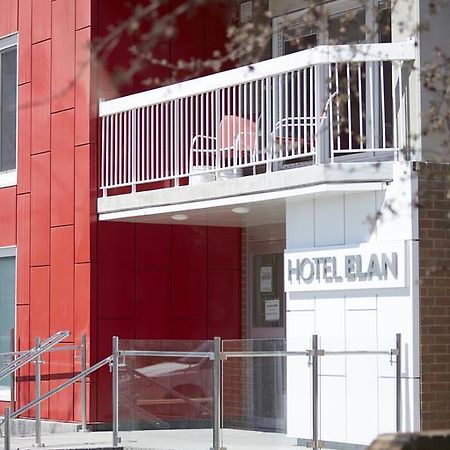 Hotel Elan Κάλγκαρι Εξωτερικό φωτογραφία