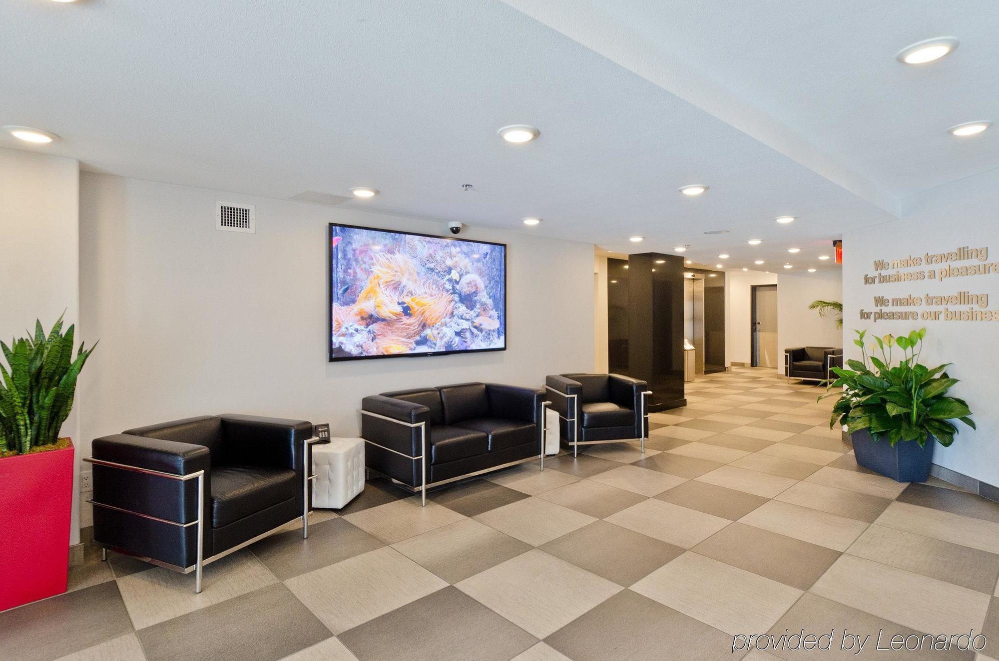Hotel Elan Κάλγκαρι Εξωτερικό φωτογραφία